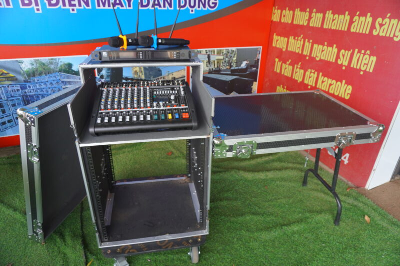 TỦ ĐỰNG THIẾT BỊ ÂM THANH 12U CÓ NGĂN ĐỂ MIXER